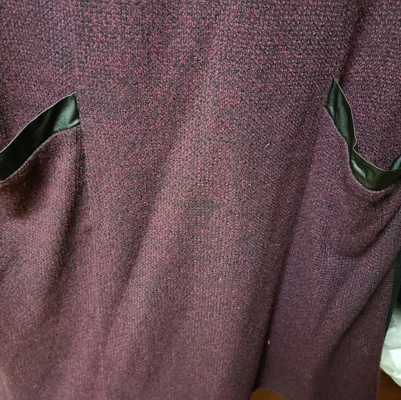 Short sleeved dress with faux leather accents - Picture 2 of 3